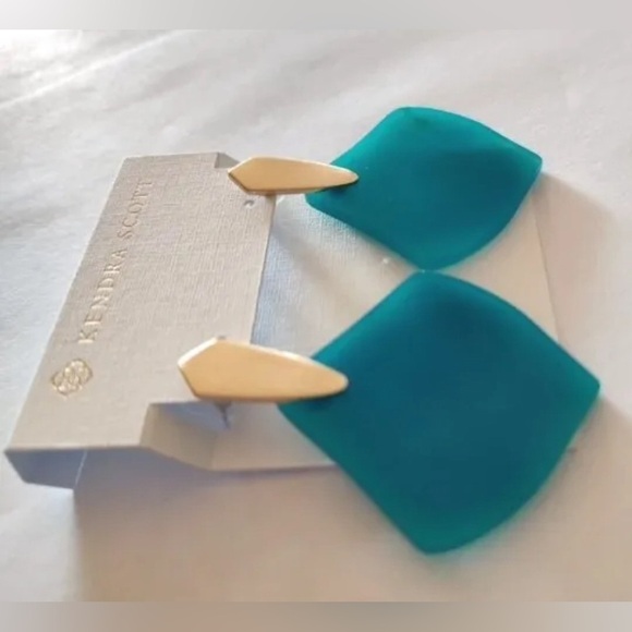 Authentic KENDRA SCOTT 🆑 Designer Merchandise-No Offers-PriceFirm - Picture 4 of 14